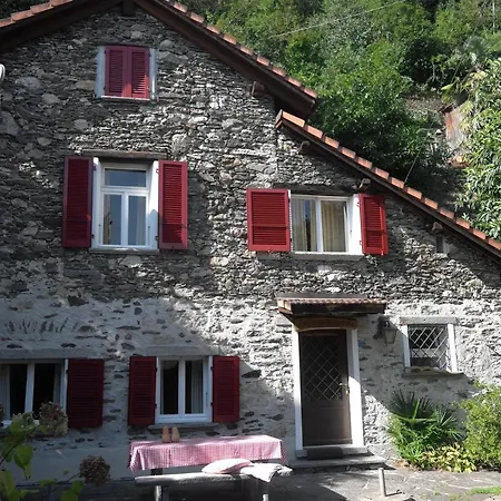Casa Serafino Tronzano Lago Maggiore